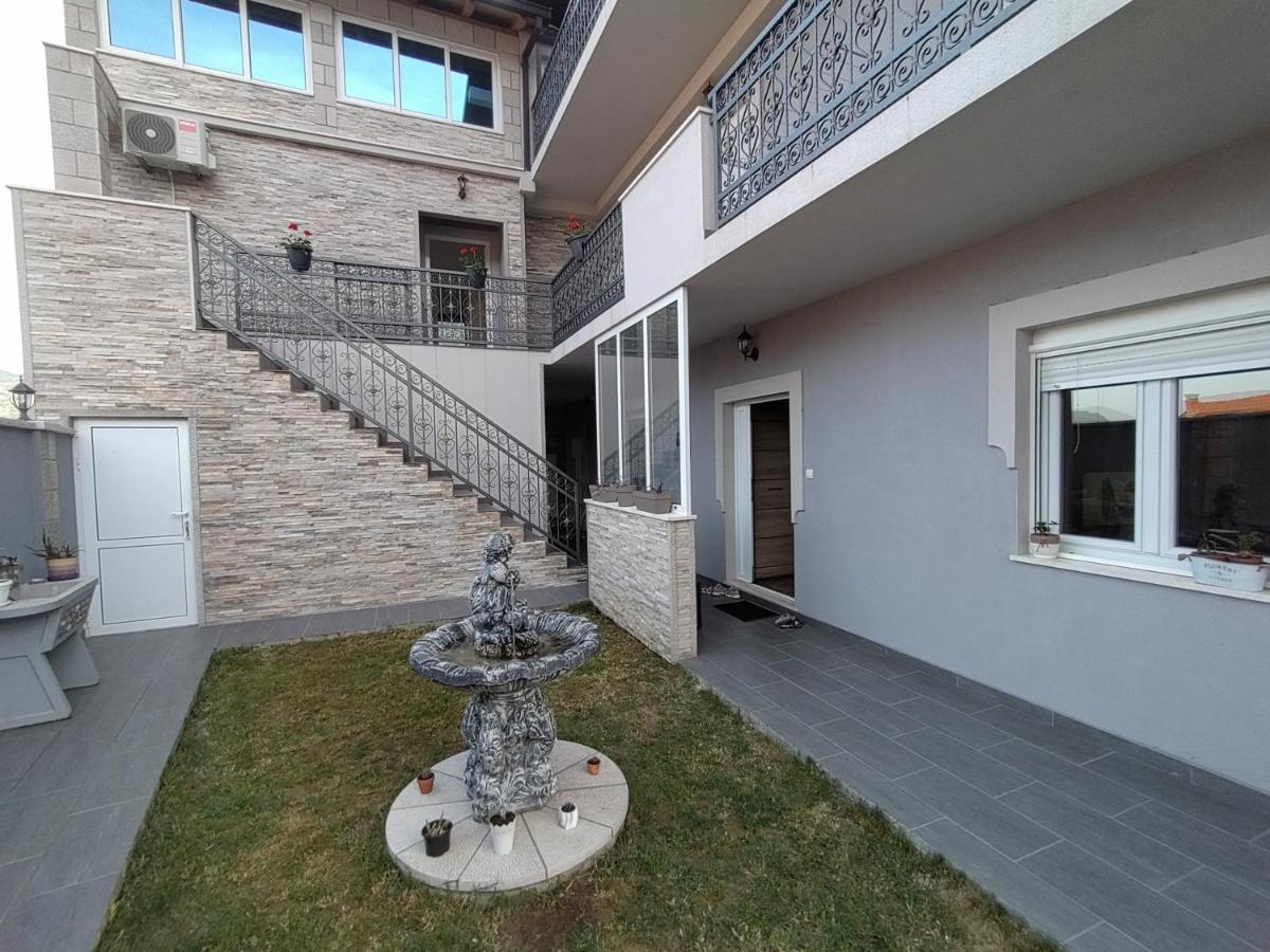 Apartman Magdalena 트레빈예 외부 사진